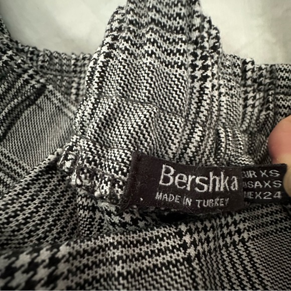 bershka black and white trousers - Picture 3 of 4